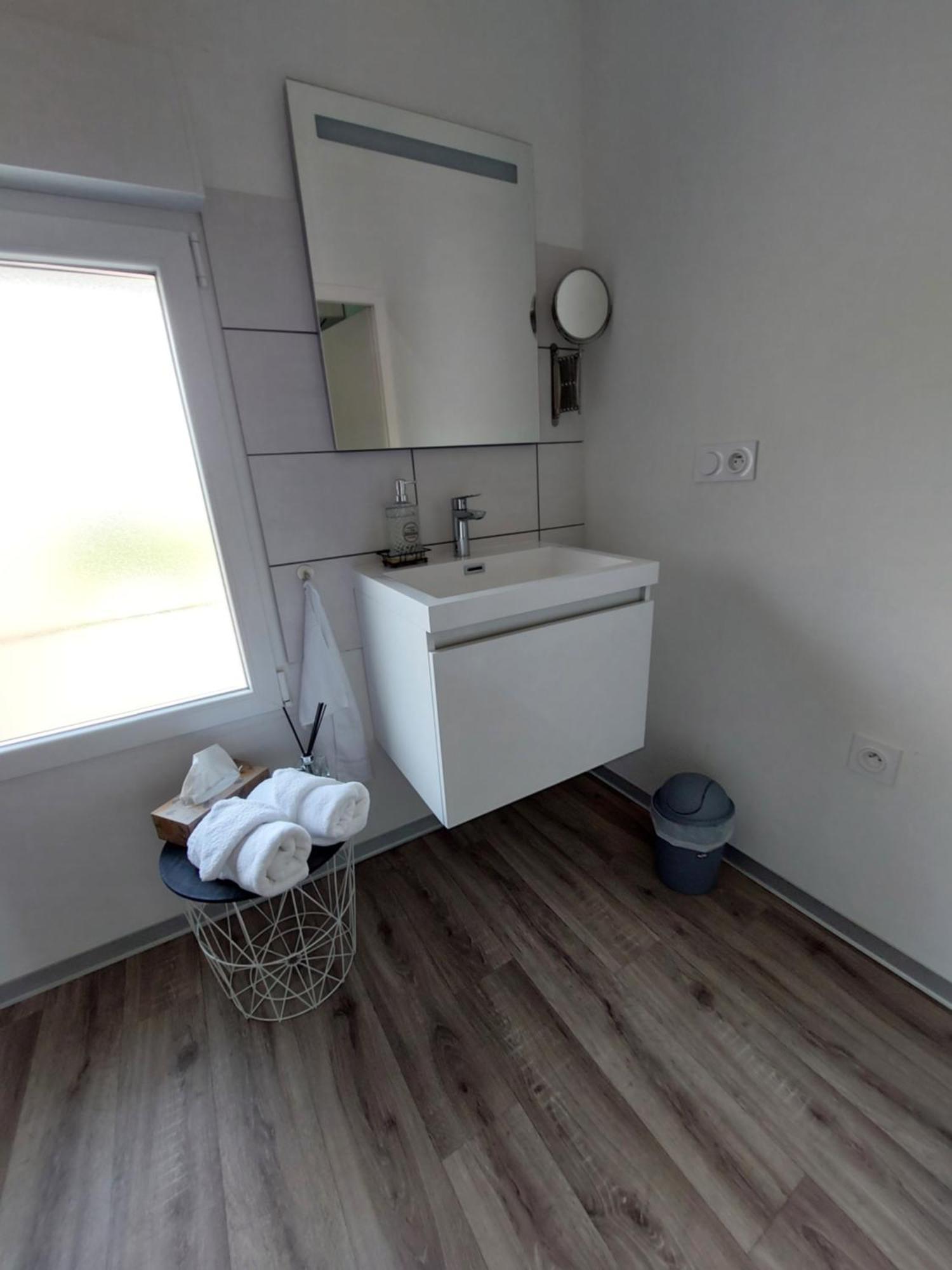 Les Loges De Vero Duplex , Appartement Neuf Classe 3 Etoiles - Garage Velo Et Moto - Parking Prive - 1 Chambre Et Un Canape Convertible - Gere Par Prestazen'Services Thierville-sur-Meuse Extérieur photo